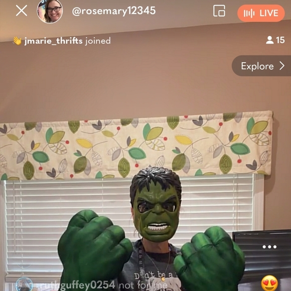 🤘The Motley Cruise April 4th- Blast From The Past - Picture 4 of 12